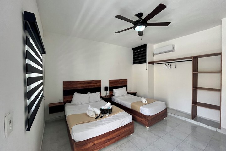 Room 22 of 108