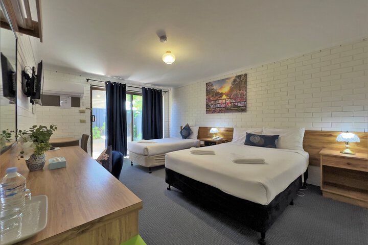Room 13 of 47
