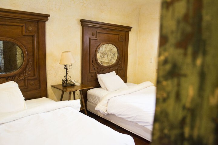 Room 27 of 70