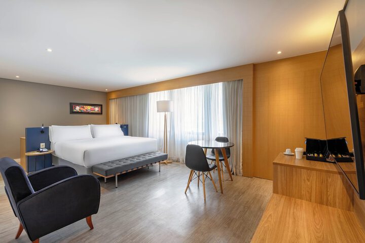 Room 37 of 139