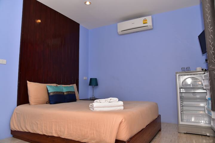 Room 8 of 39