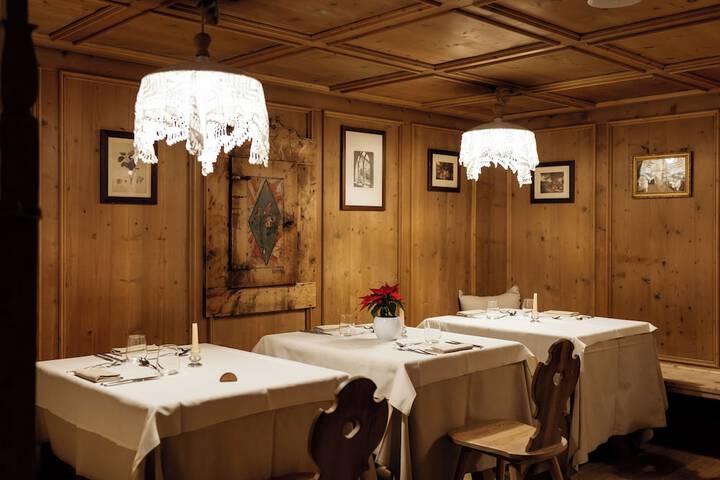 Dining 96 of 145