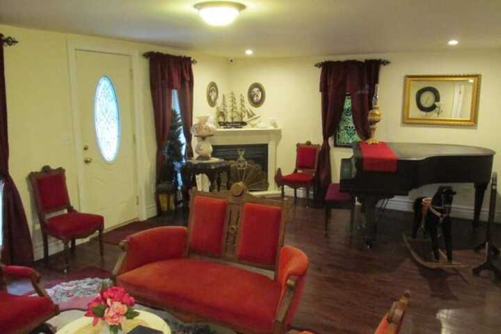 Room 4 of 46