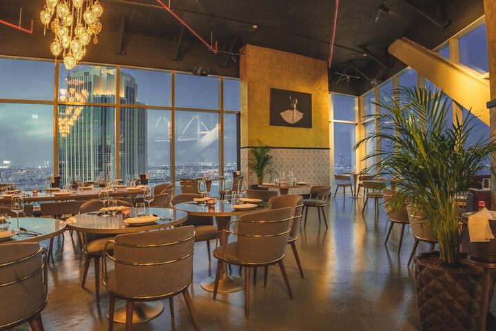 Dining 197 of 251