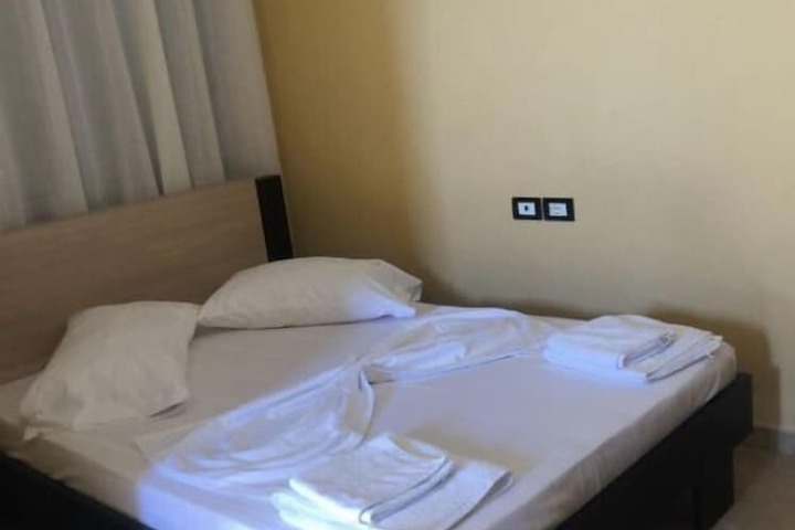 Room 5 of 54