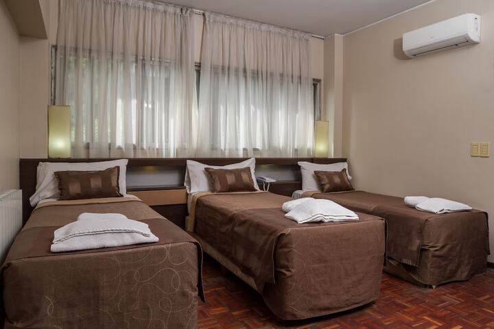 Room 8 of 24