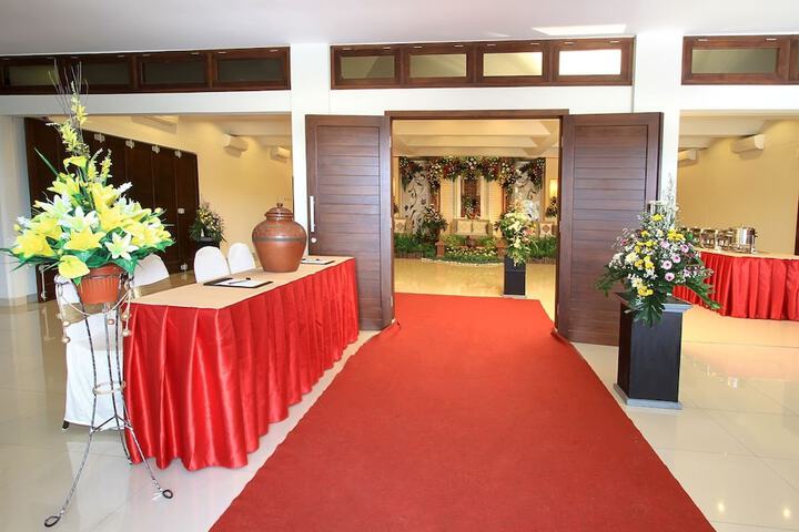 Room 16 of 20