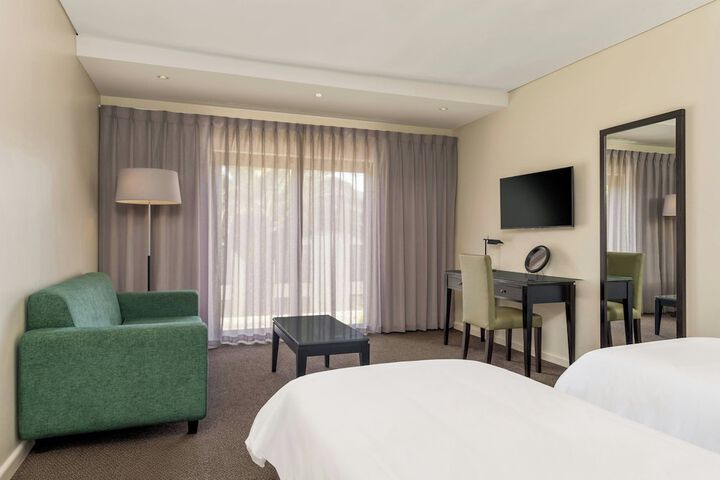 Room 14 of 75