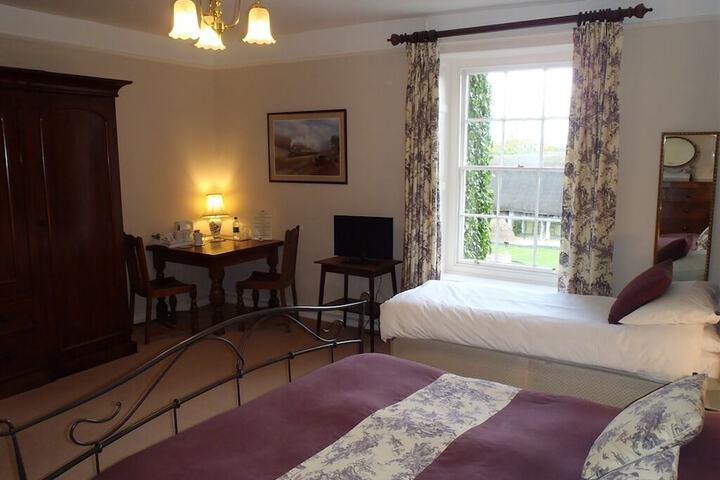Room 4 of 56