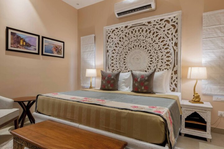 Room 54 of 226