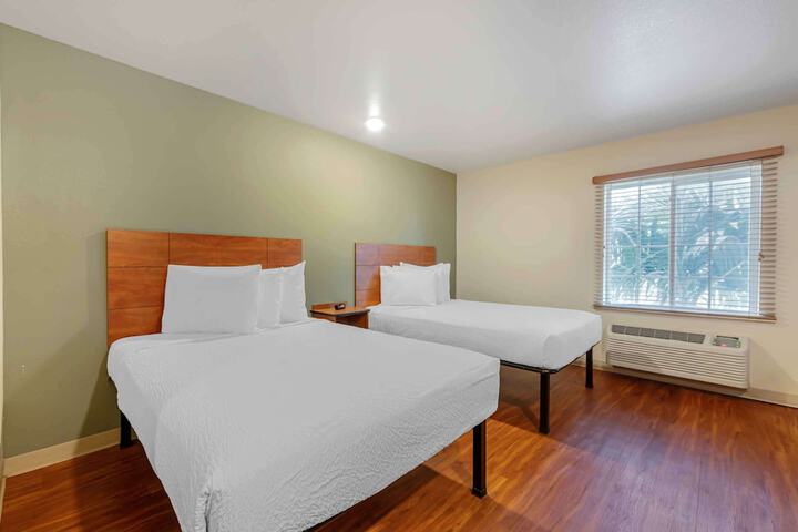Studio Double Bed (8 of 8)