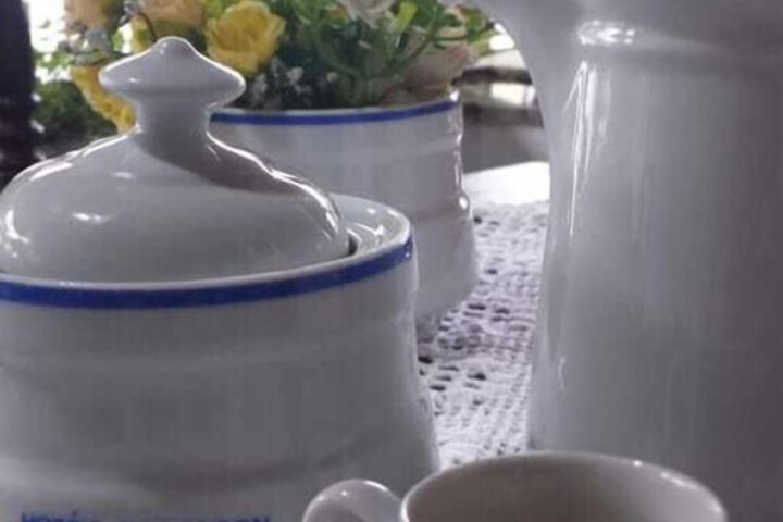 Breakfast/Coffee Service 18 of 24