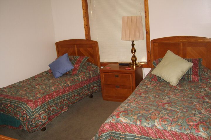 Room 2 of 20