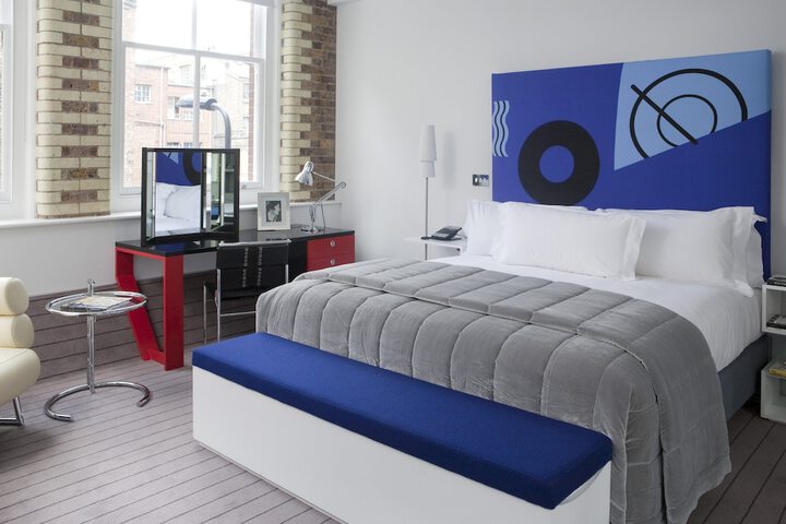 Room 12 of 68