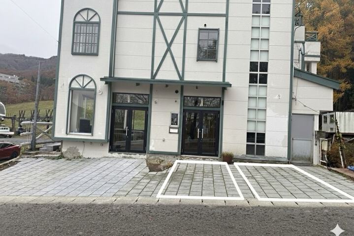 Property Grounds 35 of 39