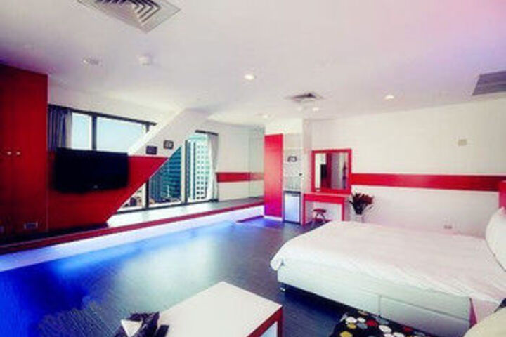 Room 14 of 20