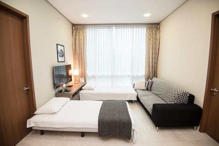 Room 18 of 36