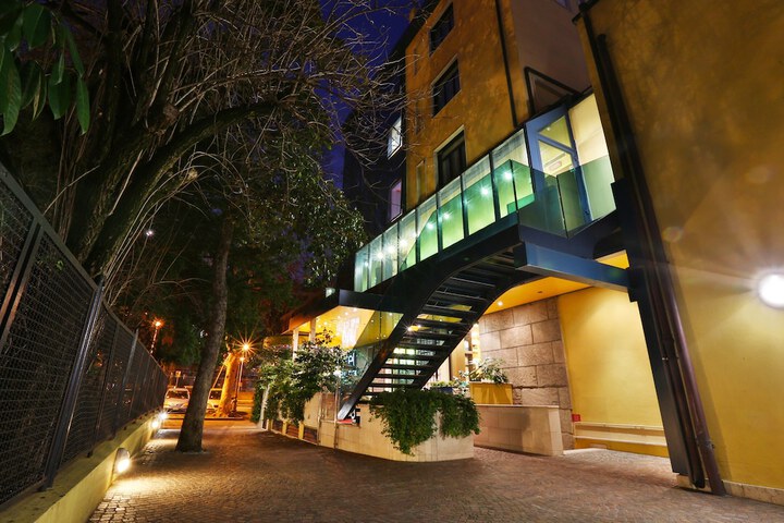 Hotel Exterior 67 of 67