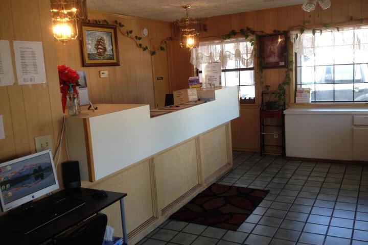 Hotel Interior 6 of 23