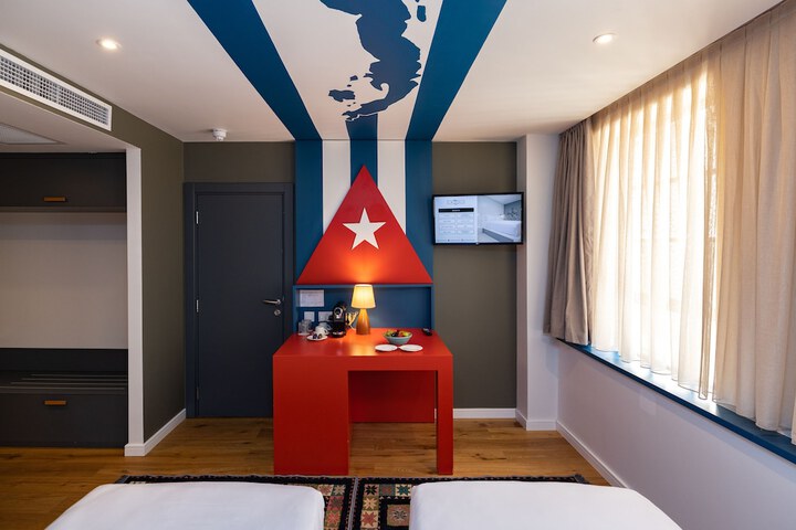 Room 39 of 171