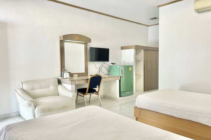 Room 17 of 78