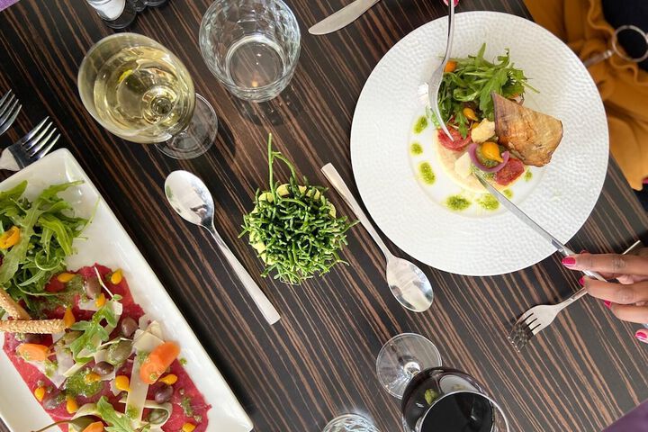 Dining 43 of 63