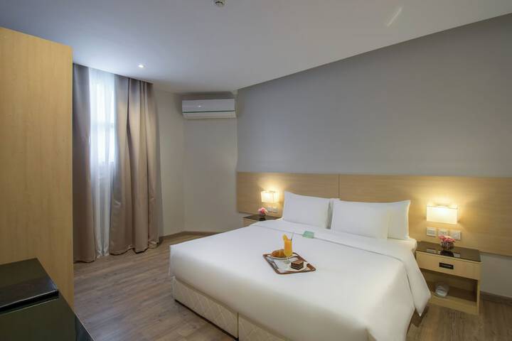 Room 25 of 60