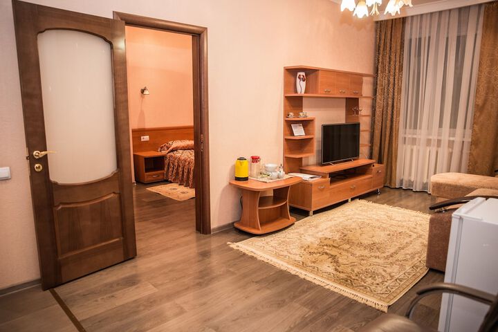 Room 12 of 64