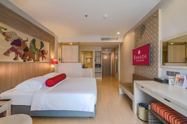Room 61 of 220
