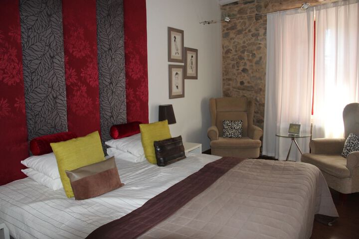 Room 4 of 38