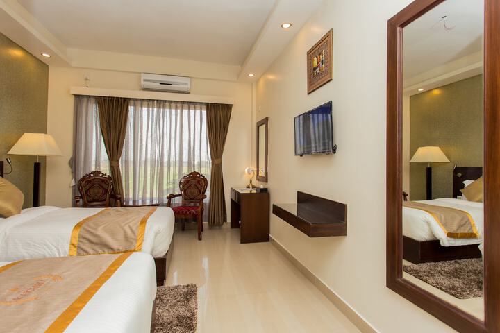 Room 34 of 110