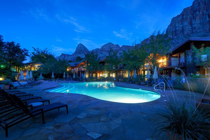 Pool 22 of 49