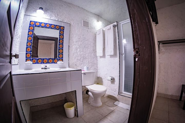 Room 43 of 64