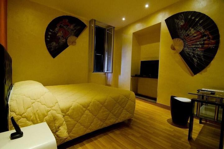 Room 11 of 39