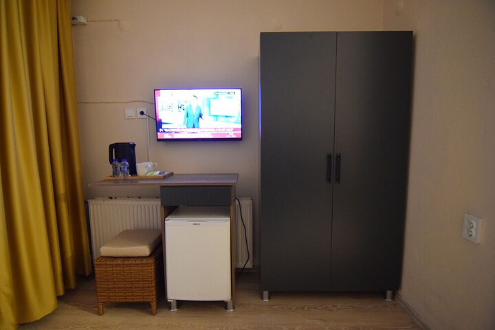 Room 20 of 103