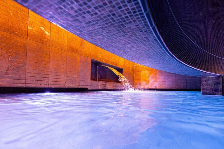 Pool 107 of 215