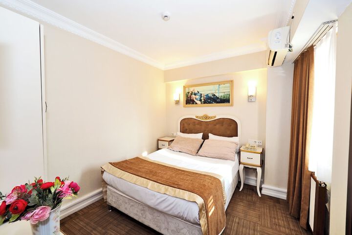 Room 21 of 61