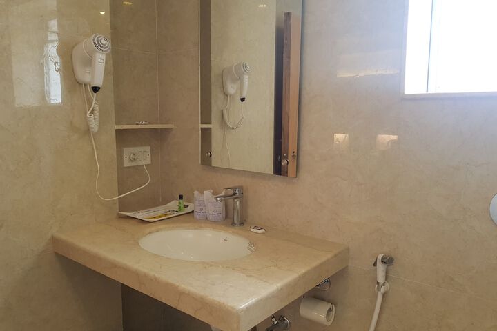 Room 40 of 78