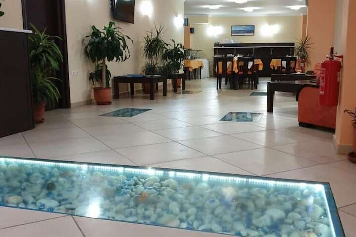 Hotel Interior 4 of 29