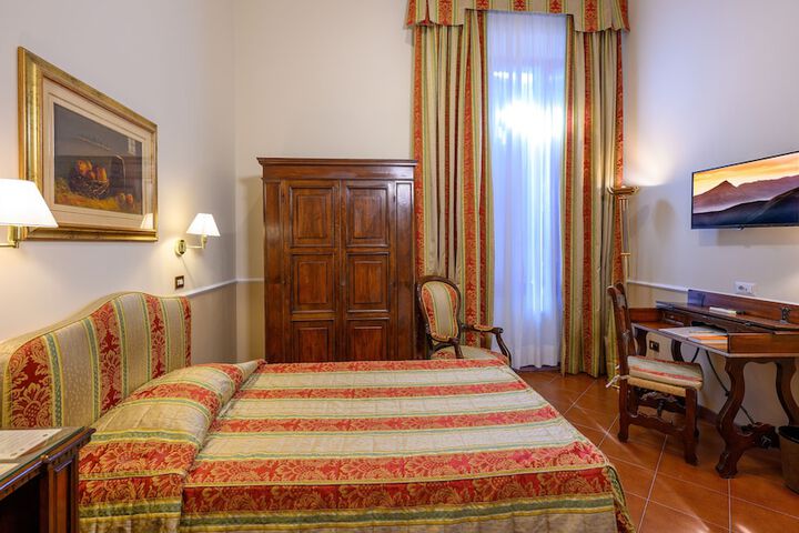 Room 15 of 75
