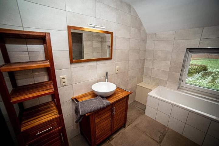 Room 14 of 15