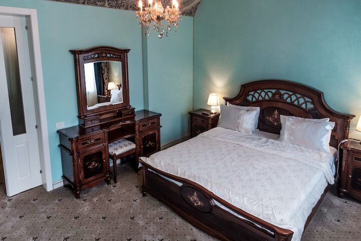 Room 48 of 131