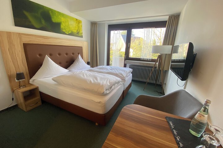 Room 20 of 66