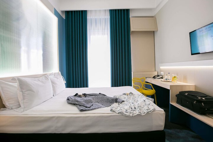 Room 20 of 151
