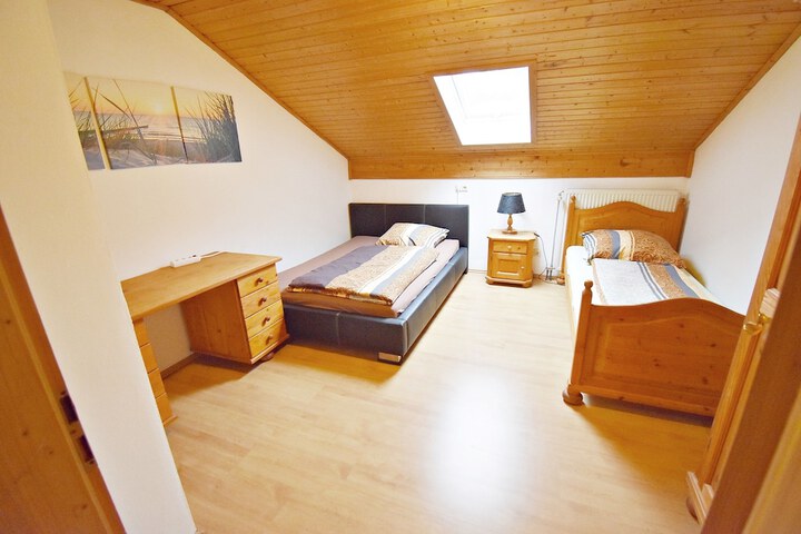 Room 60 of 86