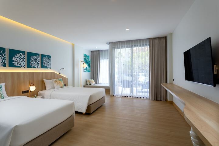 Room 13 of 95