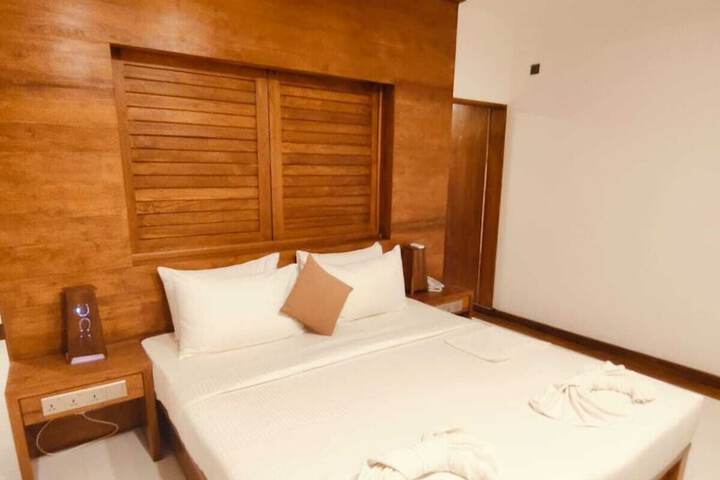 Room 20 of 49