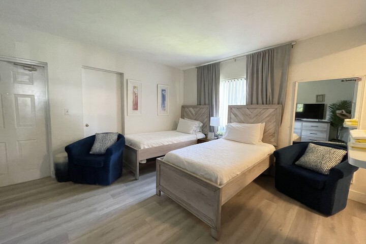 Room 13 of 89