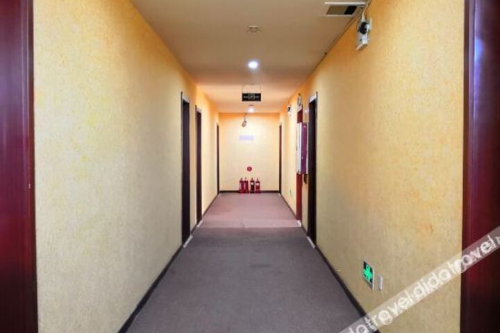Hotel Interior 9 of 13