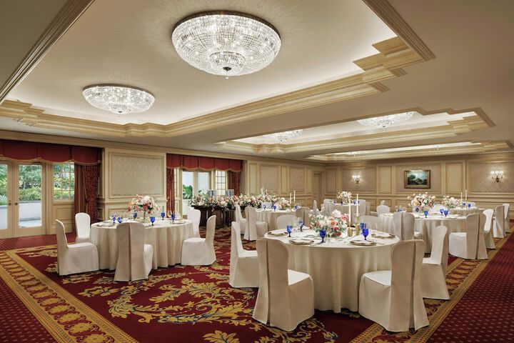 Ballroom/Hall 106 of 138